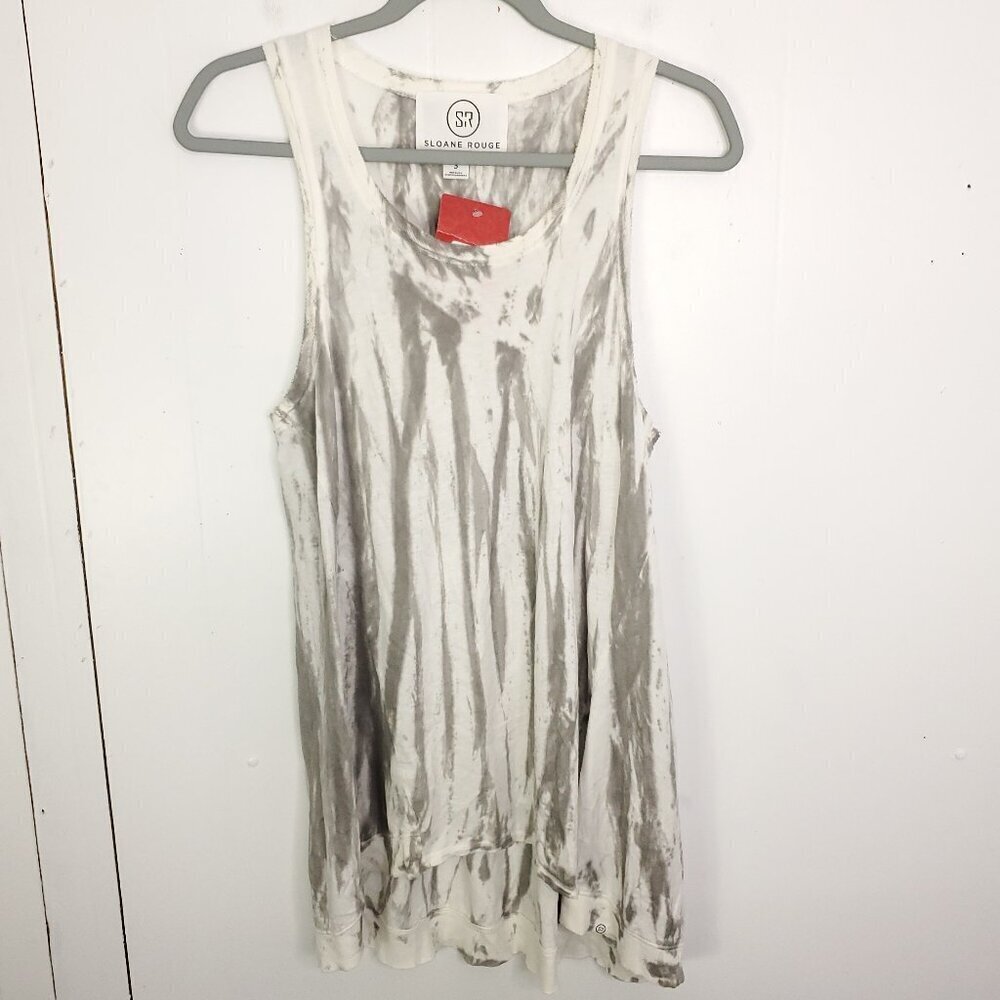 Evereve Gray and White Tie-Dye Tank Top